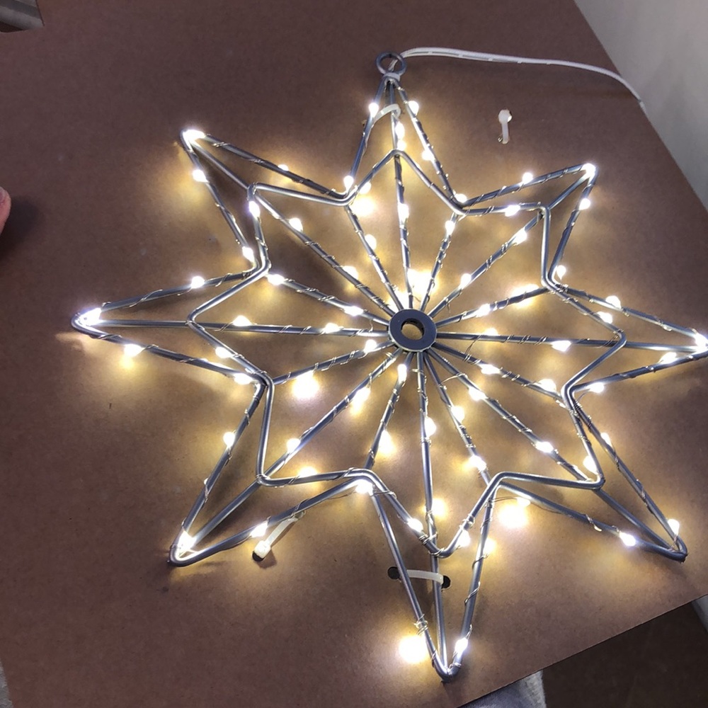 Martha Stewart Lit Stars four total new in boxes 12 and 14 inches